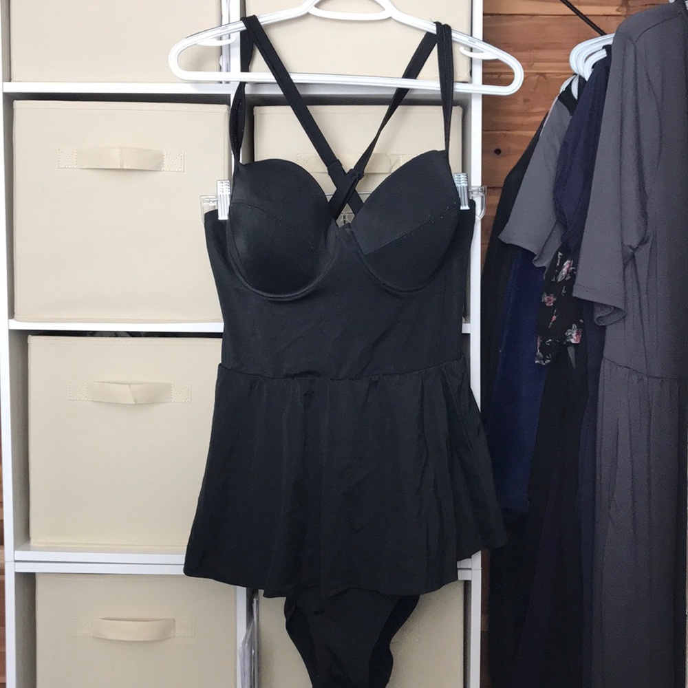 Peplum Tummy slimming Bathing suit